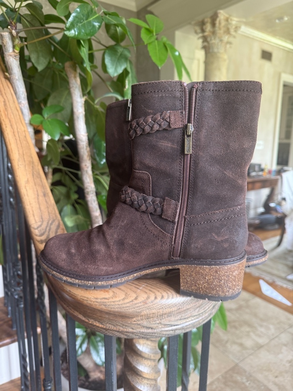 AETREX ladies brown leather boot NWOT size 8 1/2 excellent condition - Picture 9 of 14
